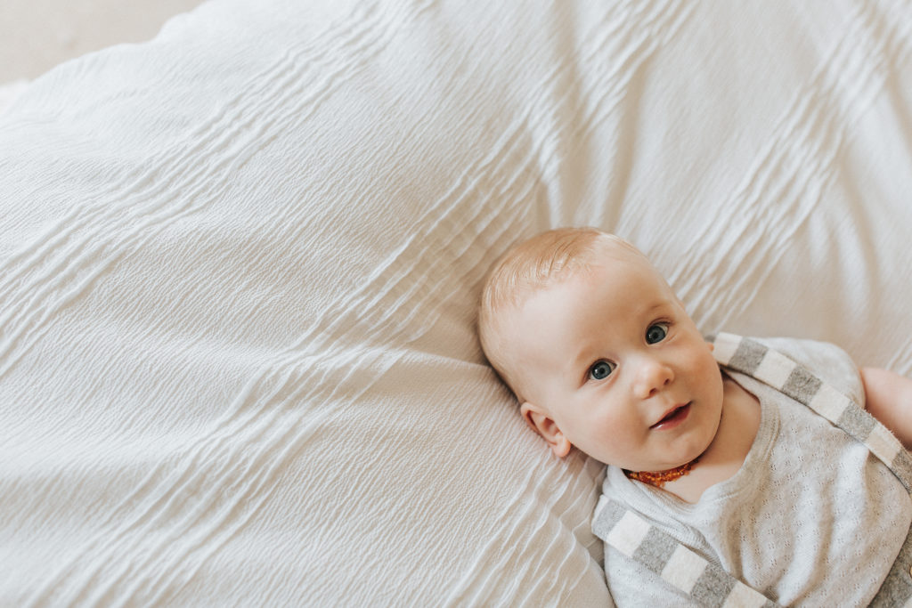 Melanie grace Photographer - Cornwall baby Photographer